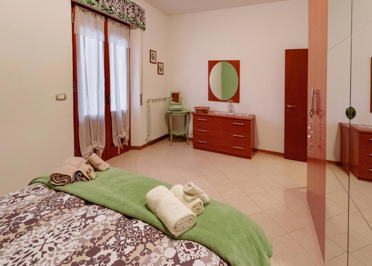 Ferienwohnung Il Trabucco E La Terrazza Della Val D' Orcia San Quirico dʼOrcia Exterior foto